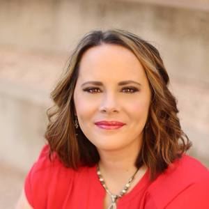 Meet your Posher, Cynthia